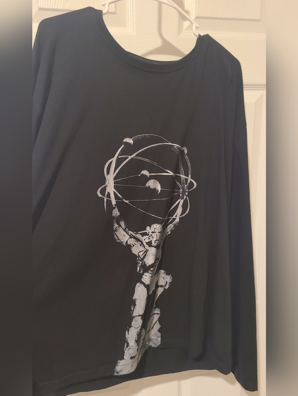 NWOT Blackmilk "Chain That Binds" Fallout BOS long-sleeved Oversized BF Tee, XXL - Picture 2 of 7